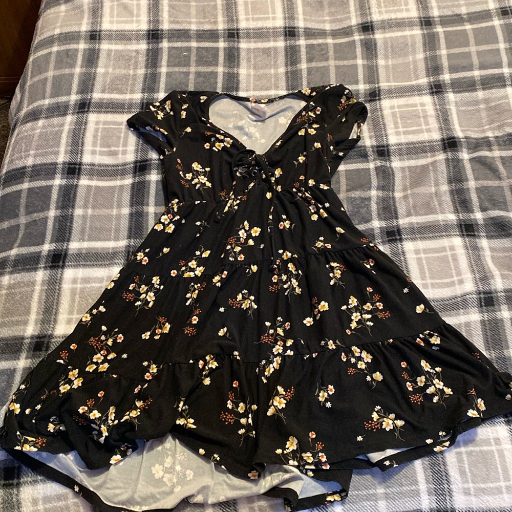 a black floral dress. size M.